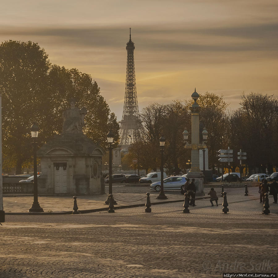 Закат на Площади Согласия Париж, Франция
