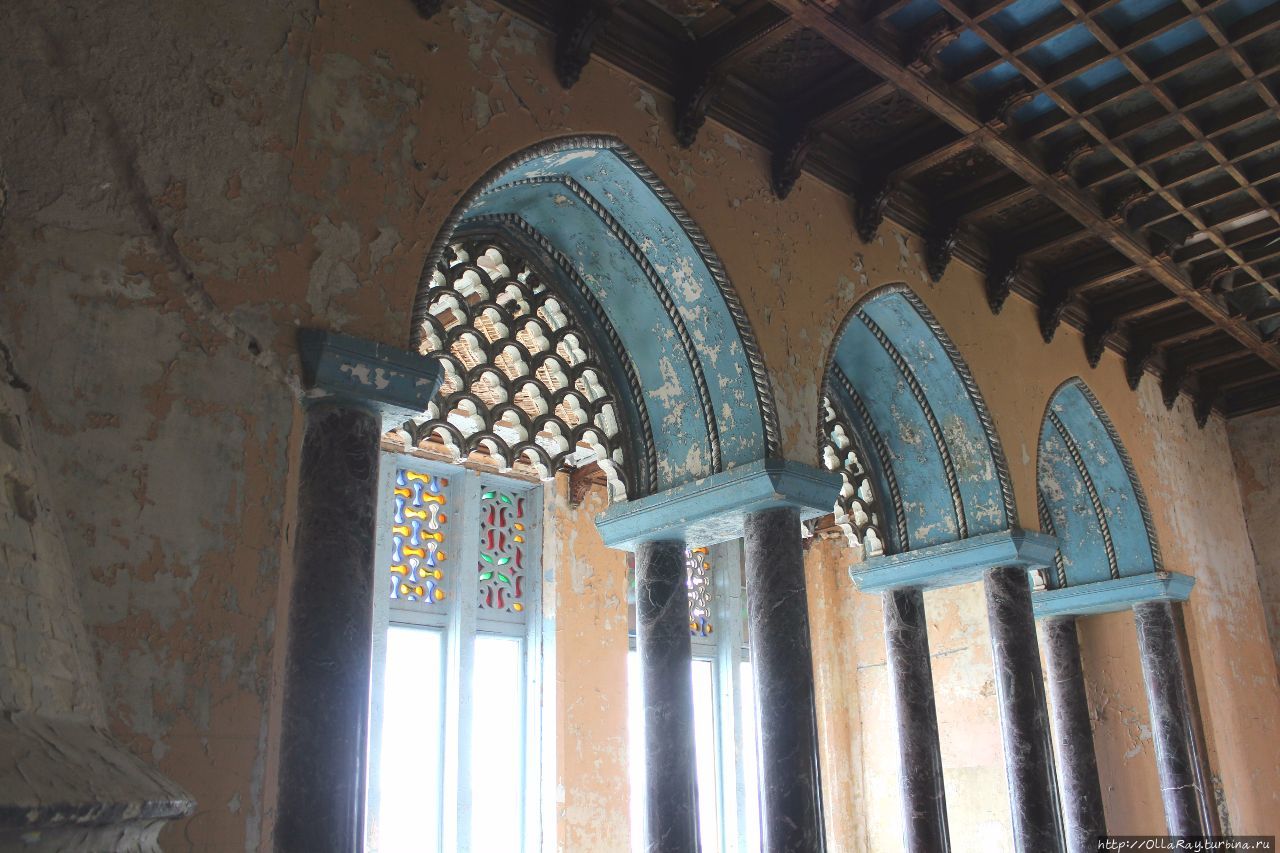 Спрятанный в лесах Марий Эл.  Шереметевский замок Юрино, Россия