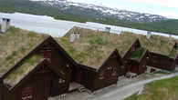 Такие крыши в Норвегии встречаются часто
