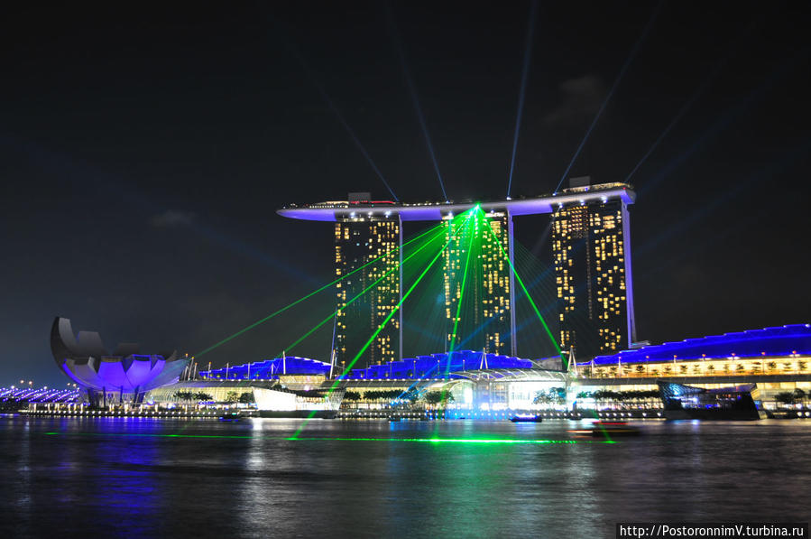 Ну и куда же без лазерного шоу:) Сингапур (город-государство)
