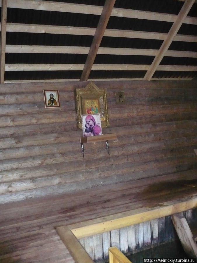 Свято-Троицкий женский скит и источник в  Сенно Бокситогорск, Россия