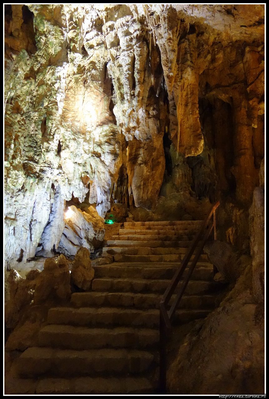 Ресавская пещера / Resavska (Divljakovačka) pećina