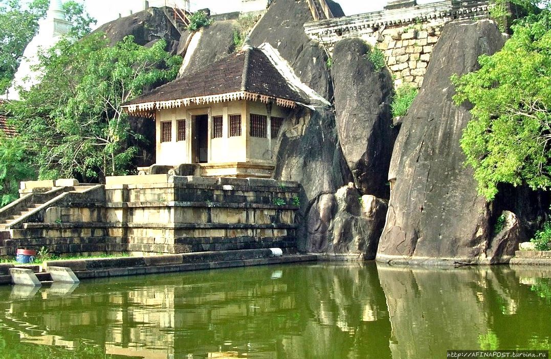 Ancient Architectural places in Sri Lanka