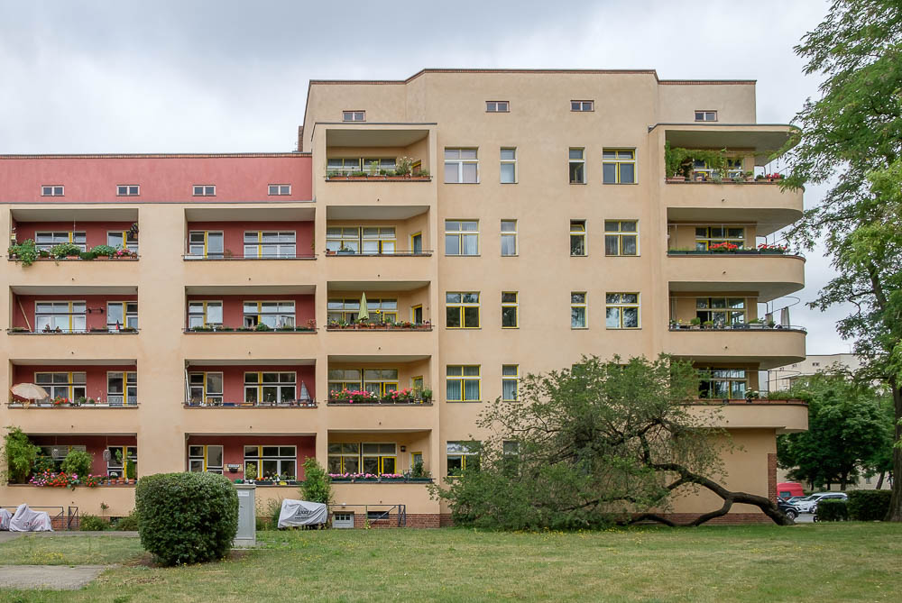 Жилой поселок Карла Легина / Wohnstadt Carl Legien Housing Estate