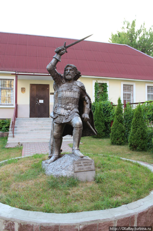Памятник  князю Андрею Полоцкому Полоцк, Беларусь