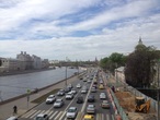 Вид с Большого Устьинского моста в сторону Кремля.