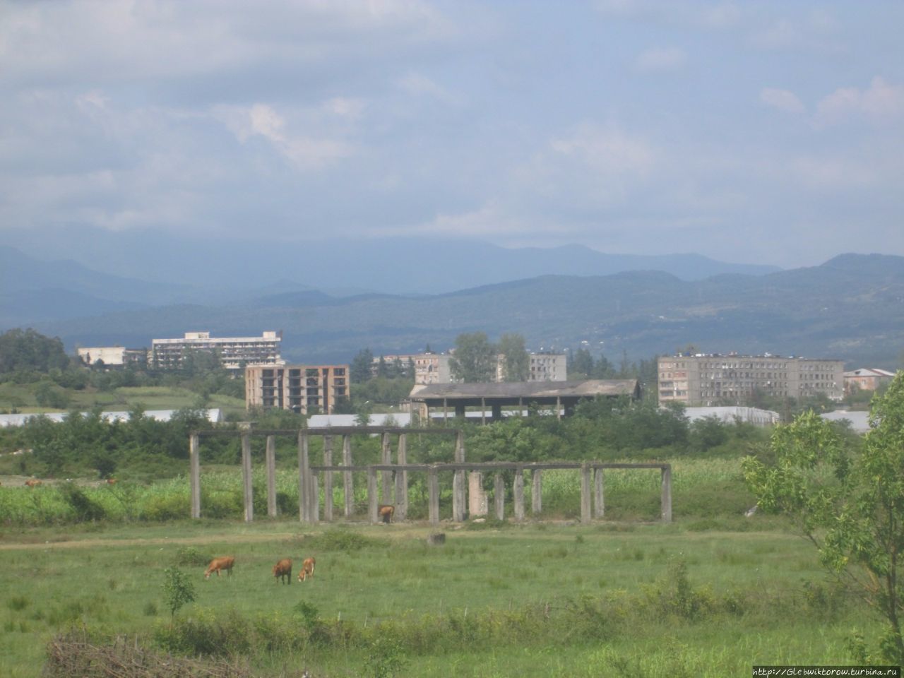 Поездка в Цхалтубо по железной дороге Кутаиси, Грузия
