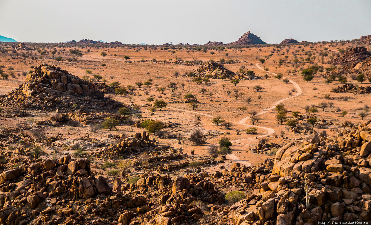 Каоколенд: мертвая тишина и зов племени Каоколенд (пустынная область), Намибия