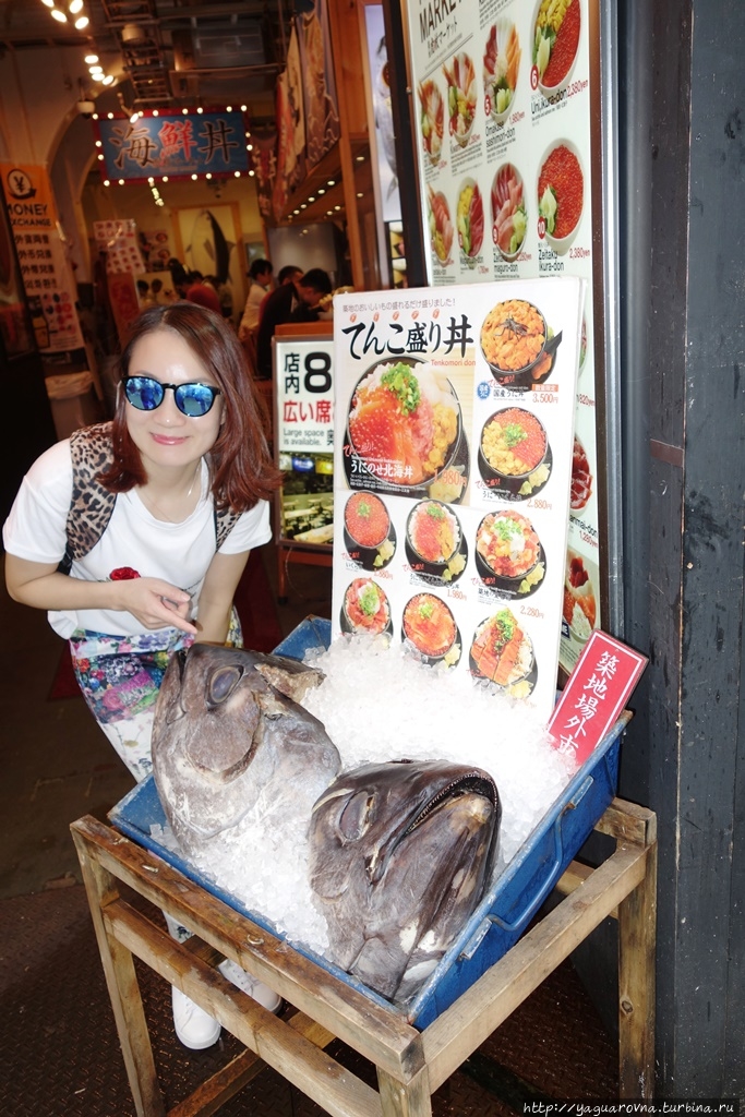 Рыбный рынок Цукидзи Токио, Япония