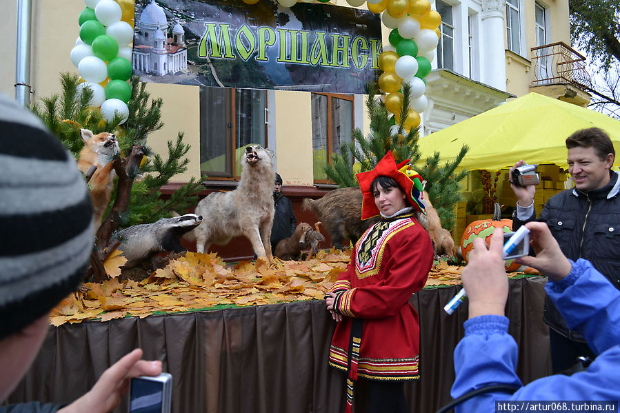 Этой ярмарки краски...День первый