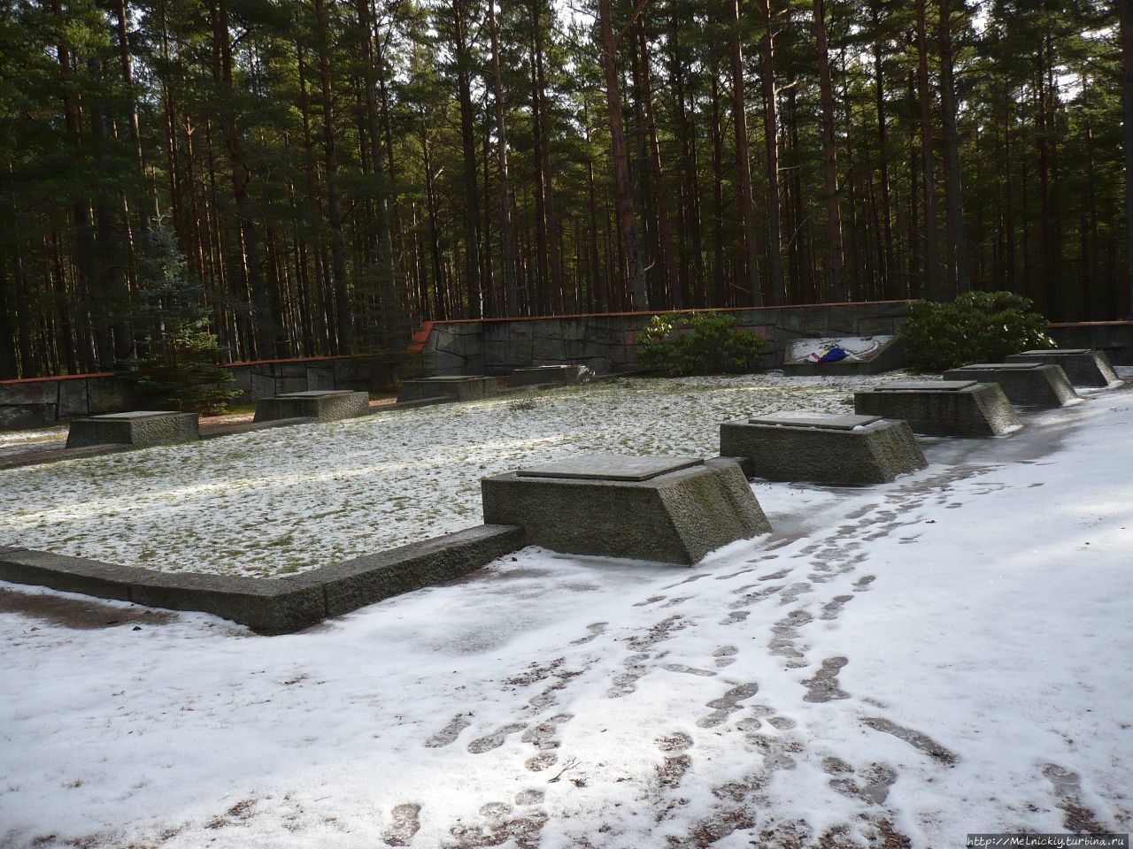 Монумент советским воинам Ханко, Финляндия