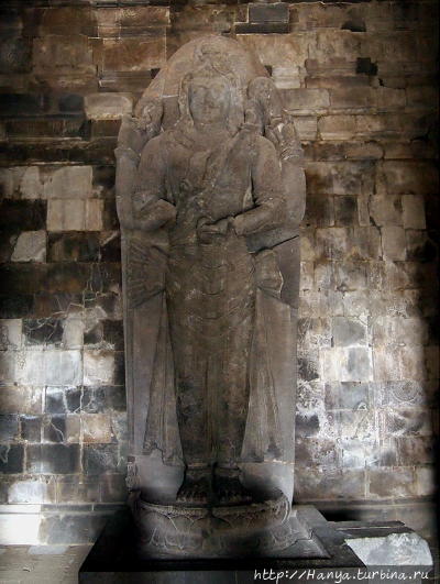 Статуя Шивы в одноименном