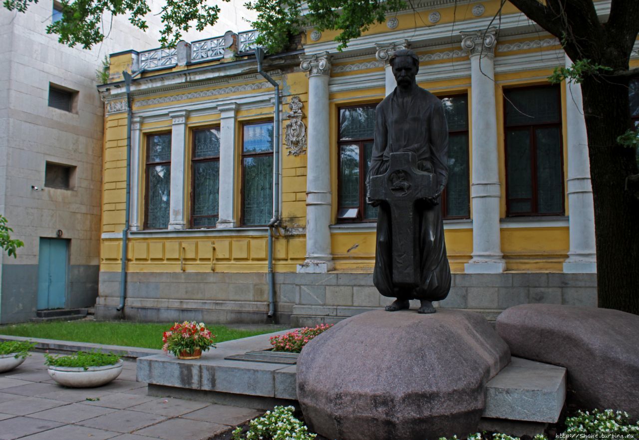 Национальный исторический музей / National history museum