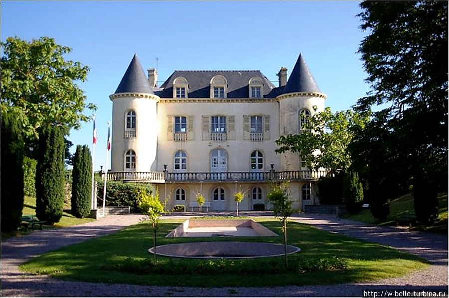 Музей истории Динара, расположен на вилле 