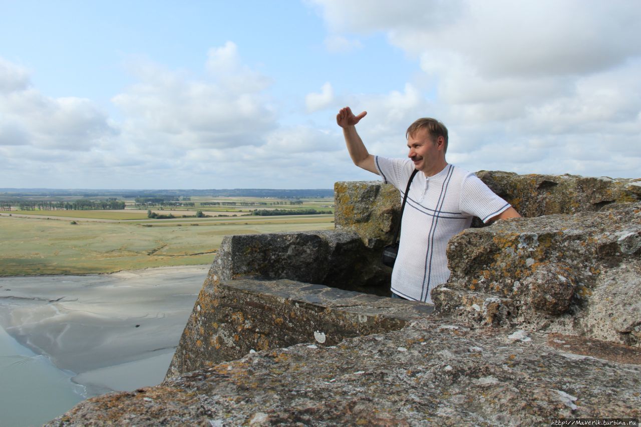 Мон-Сен-Мишель: Монастырь на скале Мон-Сен-Мишель, Франция Мон-Сен-Мишель: Монастырь на скале Мон-Сен-Мишель, Франция