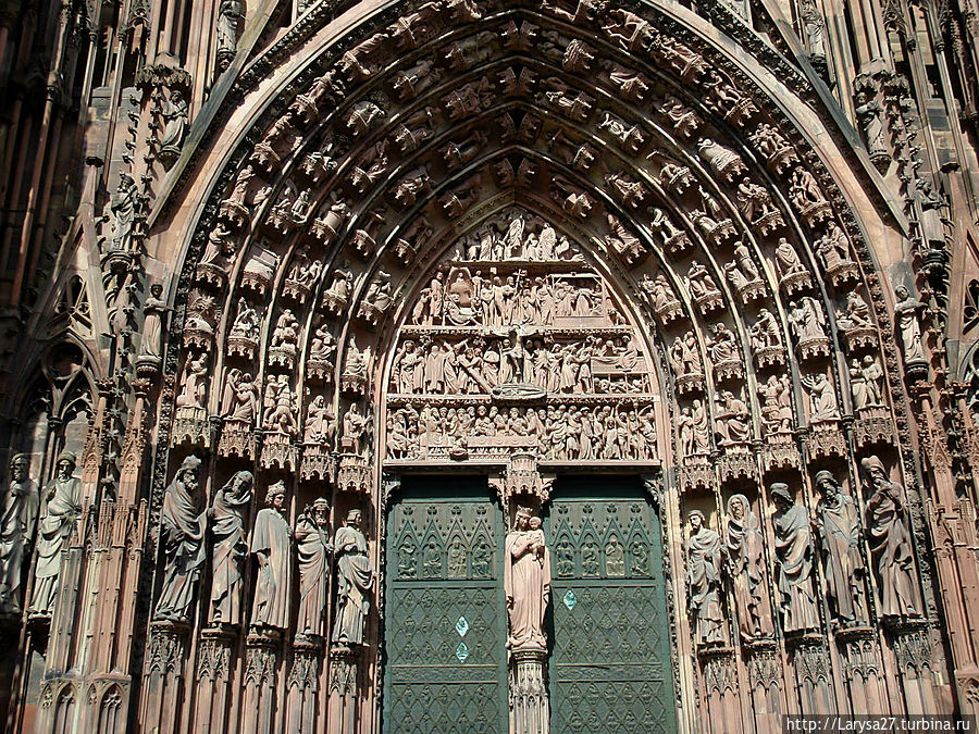 Центральный портал западного фасада Страсбург, Франция