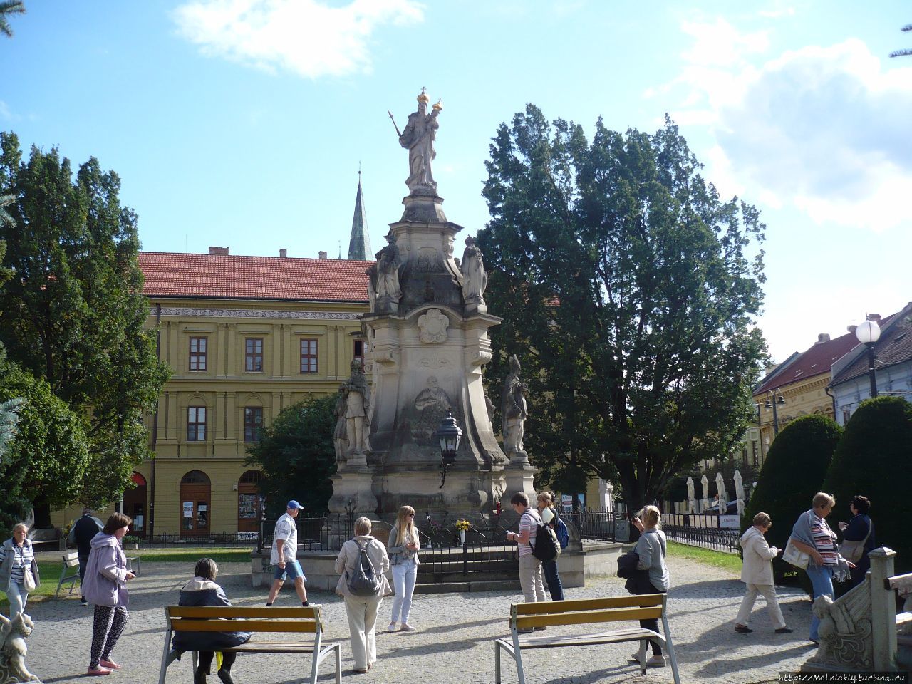 Короткая прогулка по центру старинного города