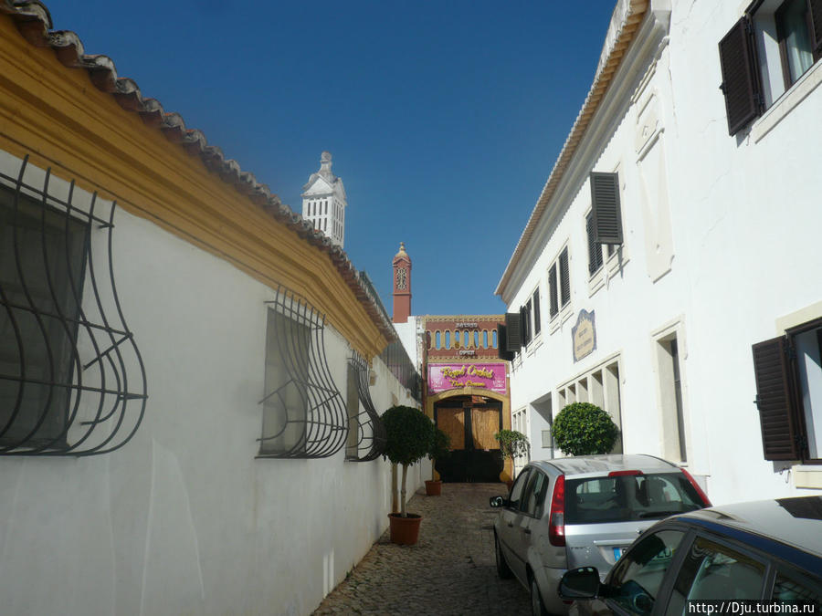 Арка мавританской эпохи Албуфейра, Португалия