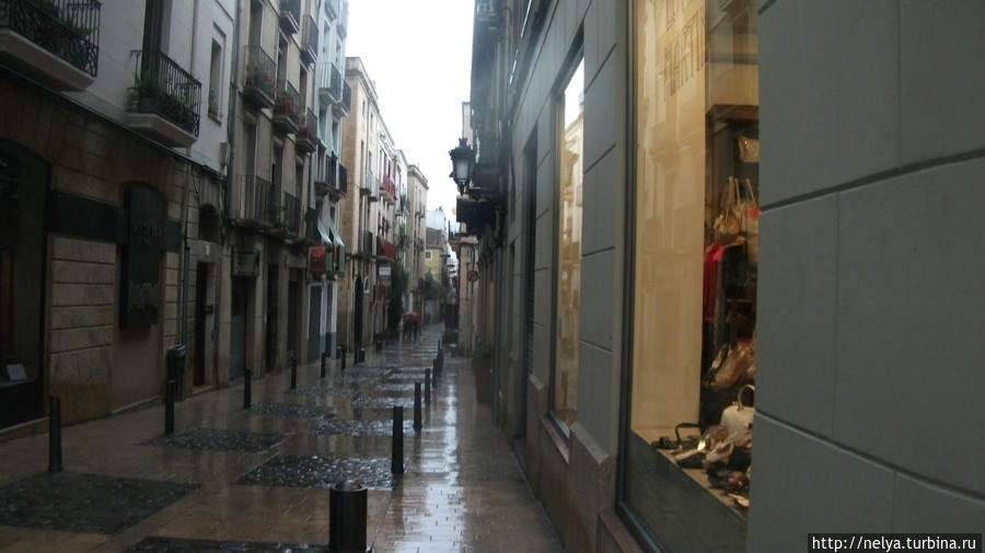 Дождь поездке в Реус не помеха Реус, Испания
