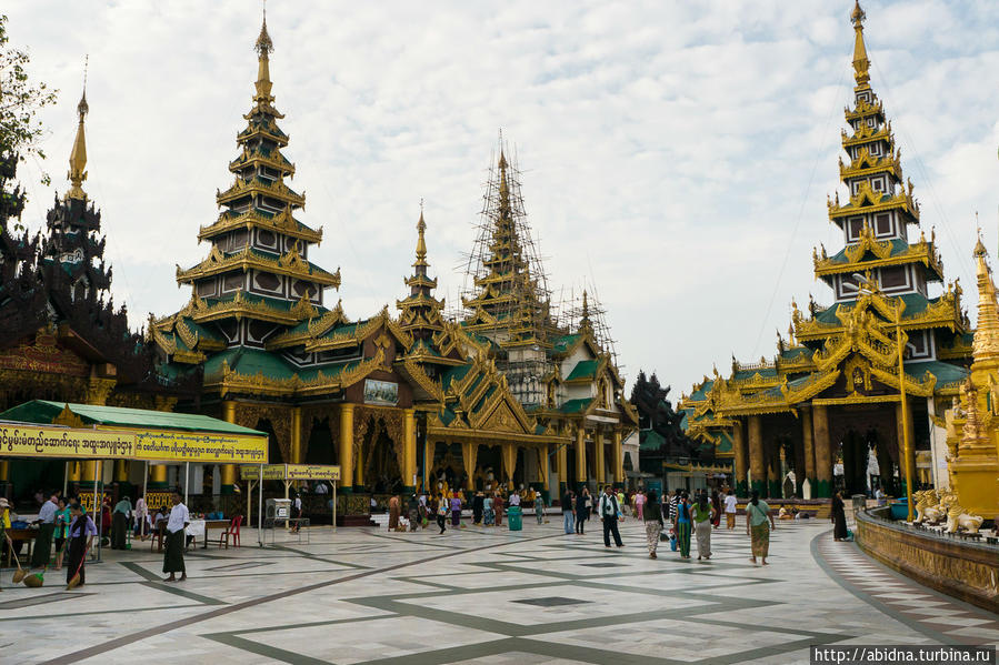 Золотая пагода Шведагон Янгон, Мьянма
