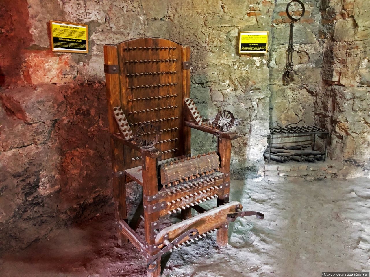 Музей средневековых орудий пыток / Museum of Medieval Instruments of Torture