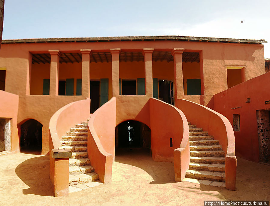 Невольничий дом