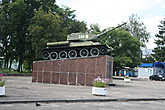Как во многих городах памятник легендарной Т-34.