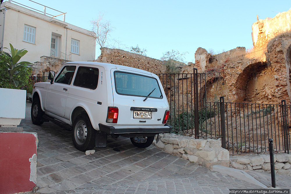 Старые, красивые, родные: Крит на четырёх колёсах Остров Крит, Греция