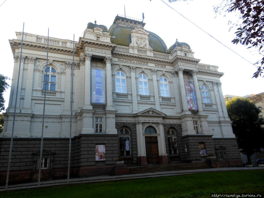 Карпатская осень 2013г.: Львов, Карпаты, Мукачево Львов, Украина