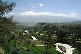 Вид на вулканы Ампато, Невадо Хуалка Хуалка  и  Сабансая из Арекипы