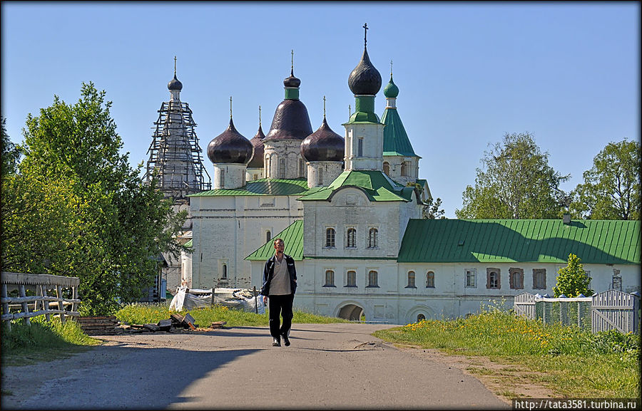 Свято-Троицкий Антониево-Сийский мужской монастырь Холмогоры, Россия