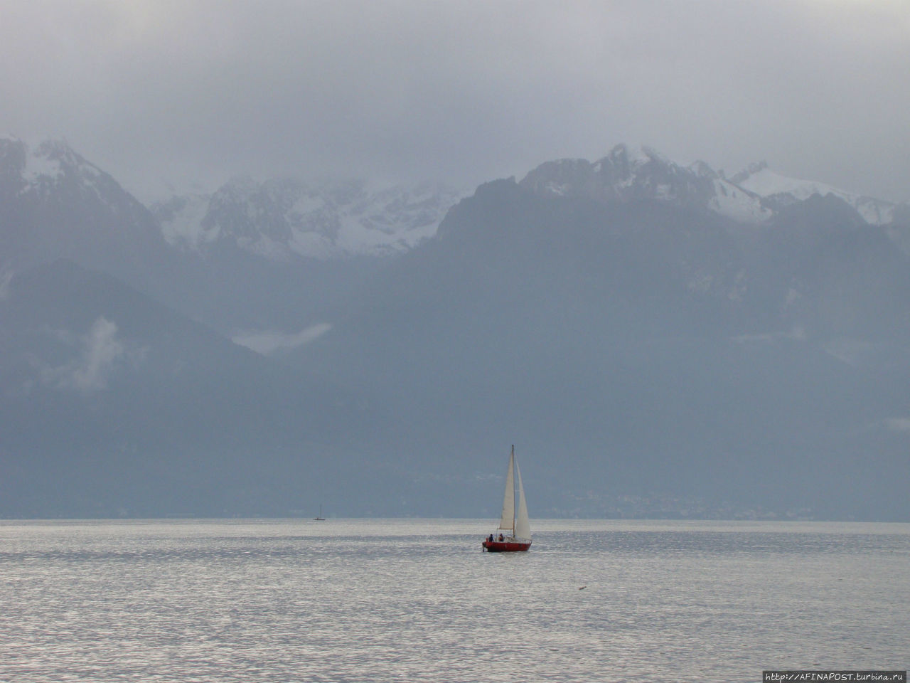 Озеро в декабре Лозанна, Швейцария