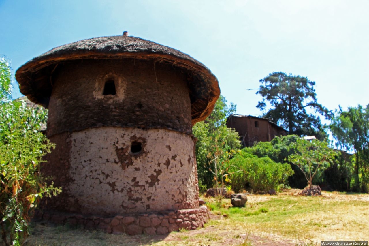 Традиционная деревня с округлыми домами Лалибела, Эфиопия