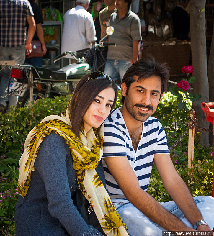 Восточный базар в иранском городе Шираз Шираз, Иран