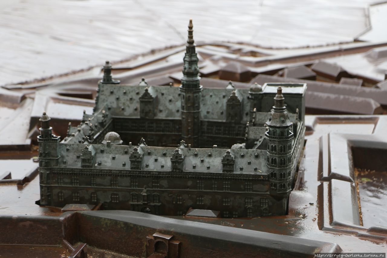 Быть или не быть, и замок где тужил думу принц Датский Хельсингёр, Дания