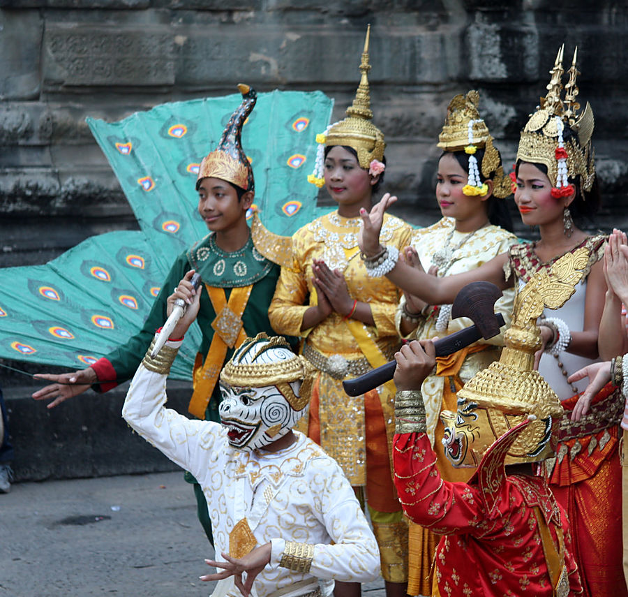 камбоджа народ. кхмеры таиланд. кхмеры. кхмеры. апсары небесные танцовщицы.