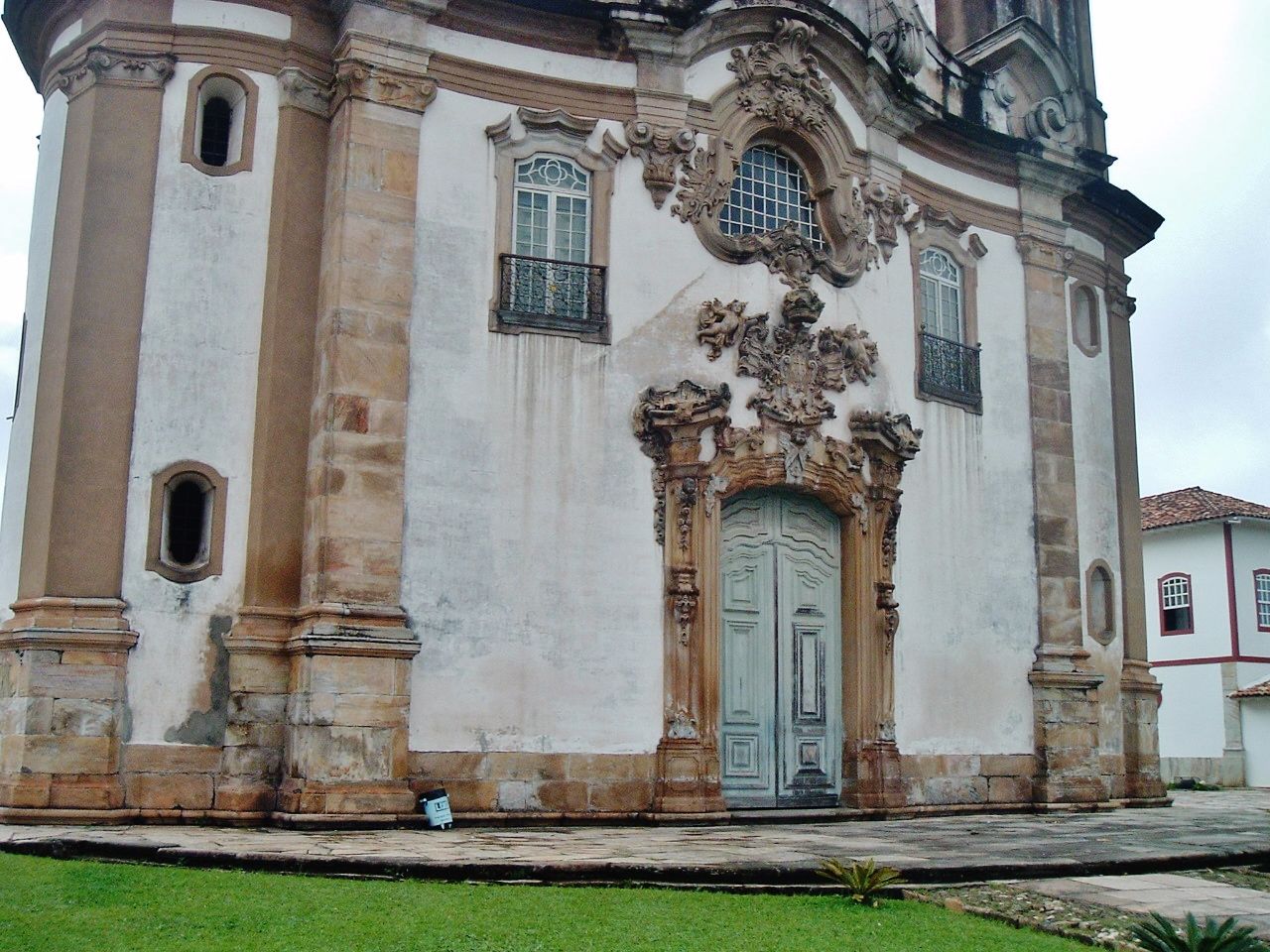 Церковь Святой Богоматери Кармо Ору-Прету, Бразилия
