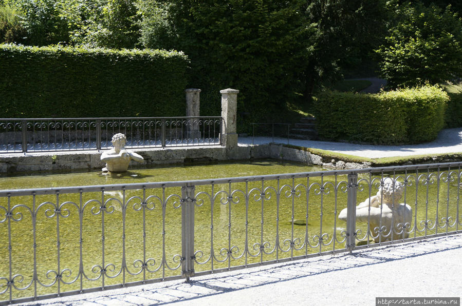 Чем запомнился Хельбрунн? Во-первых, потешными фонтанами... Зальцбург, Австрия