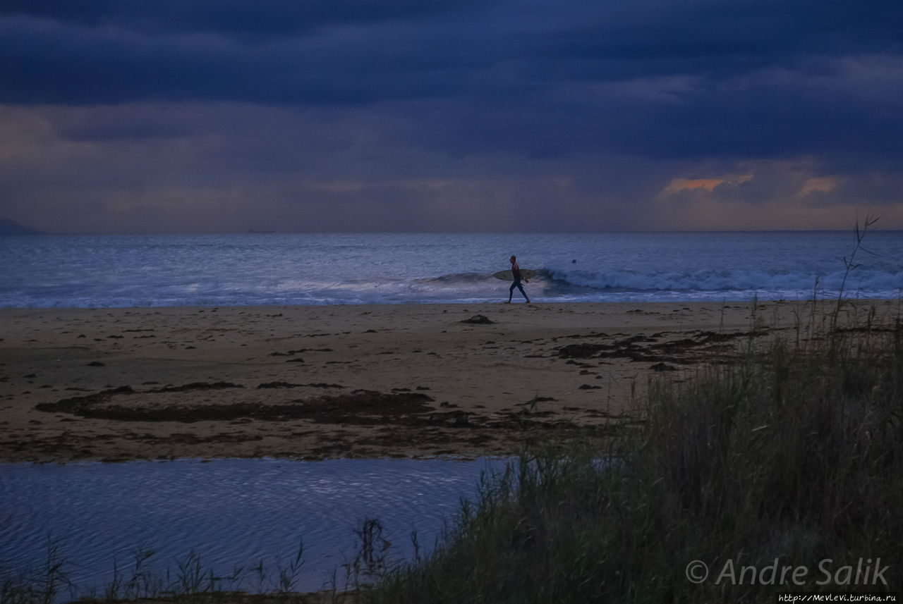 Закат и октябрьский океан Тарифа, Испания