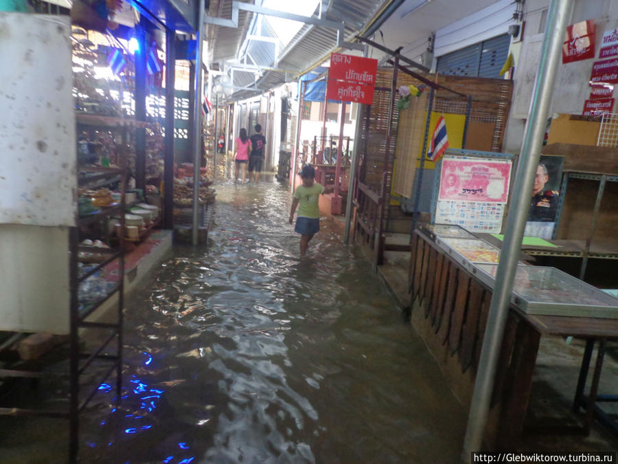 Наводнение на Ко Крете Пак-Крет, Таиланд