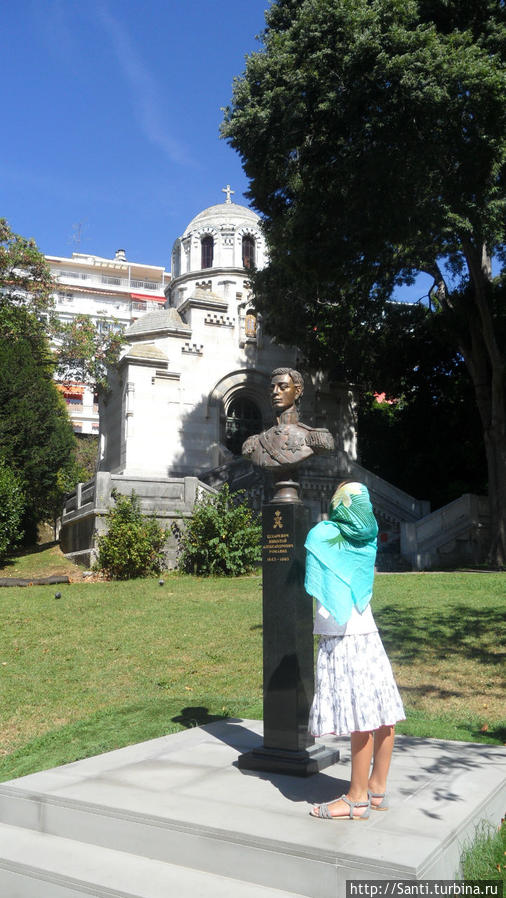 Памятник Великому Князю Николаю в парке Собора. Ницца, Франция