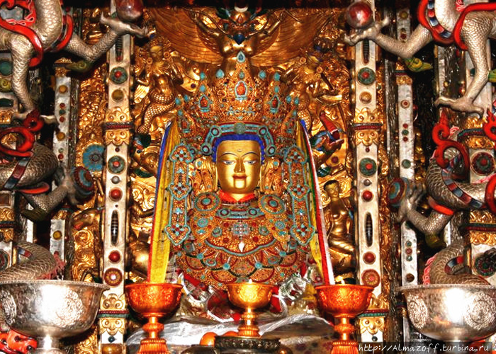 Будда Джово в храме Джоканг в Лхасе Лхаса, Китай