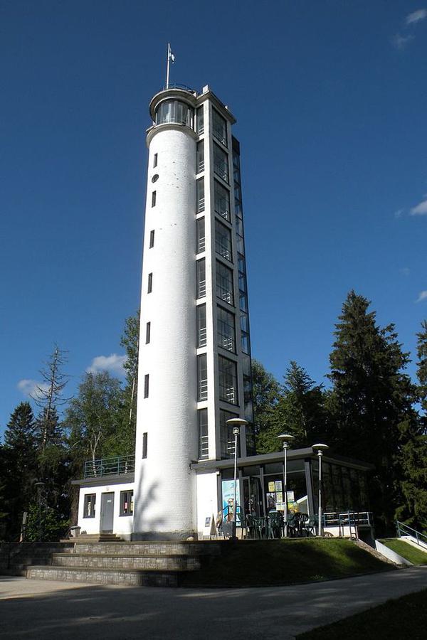 Современная башня. Википедия Хаанья, Эстония
