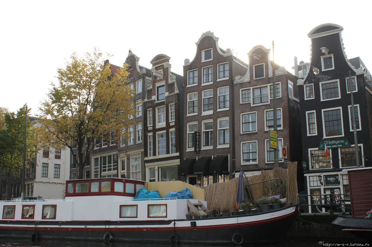 Амстердам с борта кораблика Амстердам, Нидерланды