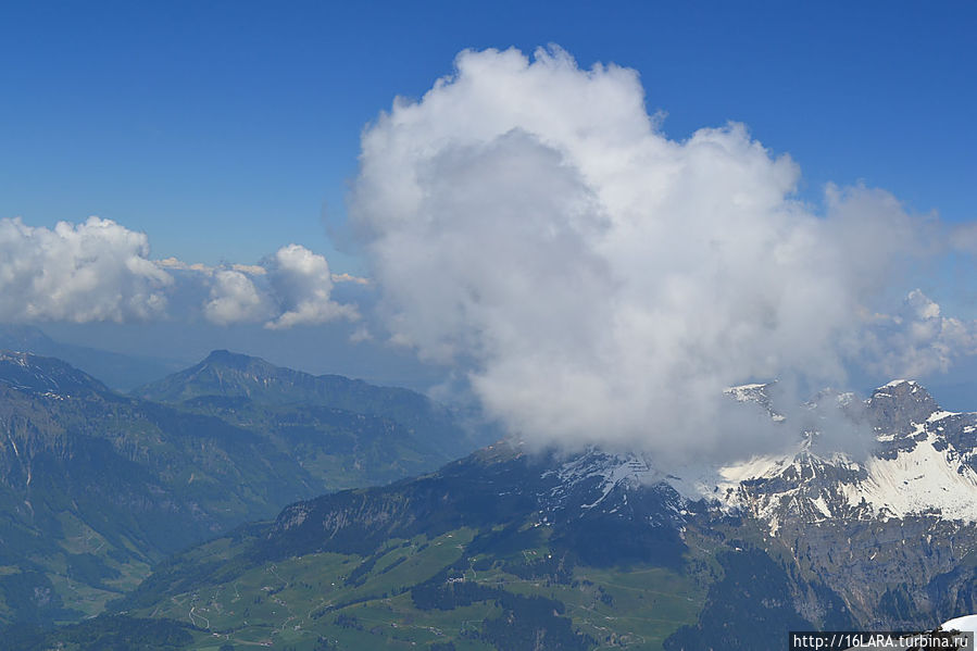 Выше облаков Кантон Обвальден, Швейцария