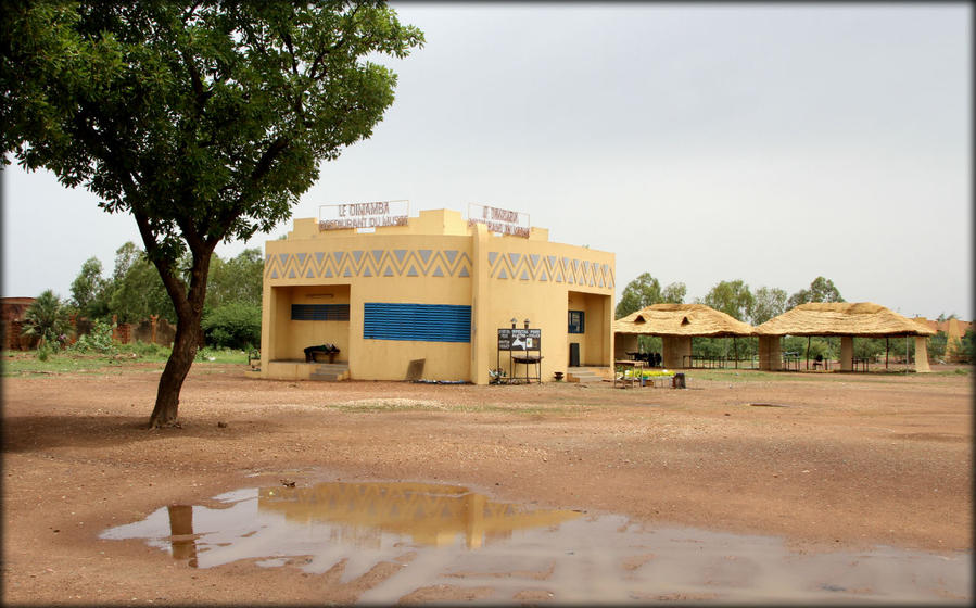 Маски Буркина-Фасо или лучший музей в Западной Африке