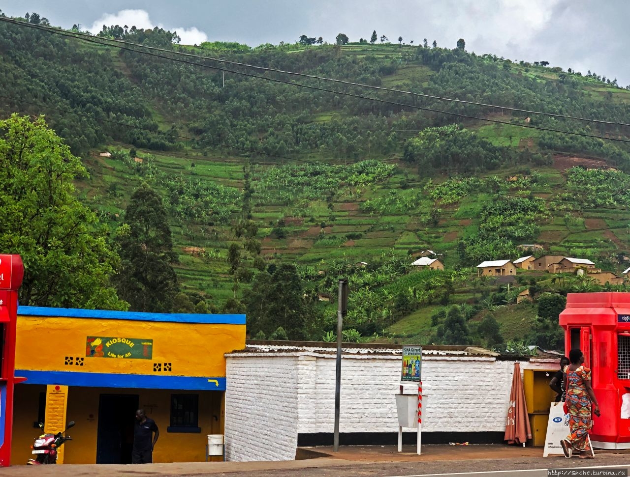Ньирангарама остановка и торговый центр Коллин-Гатет, Руанда
