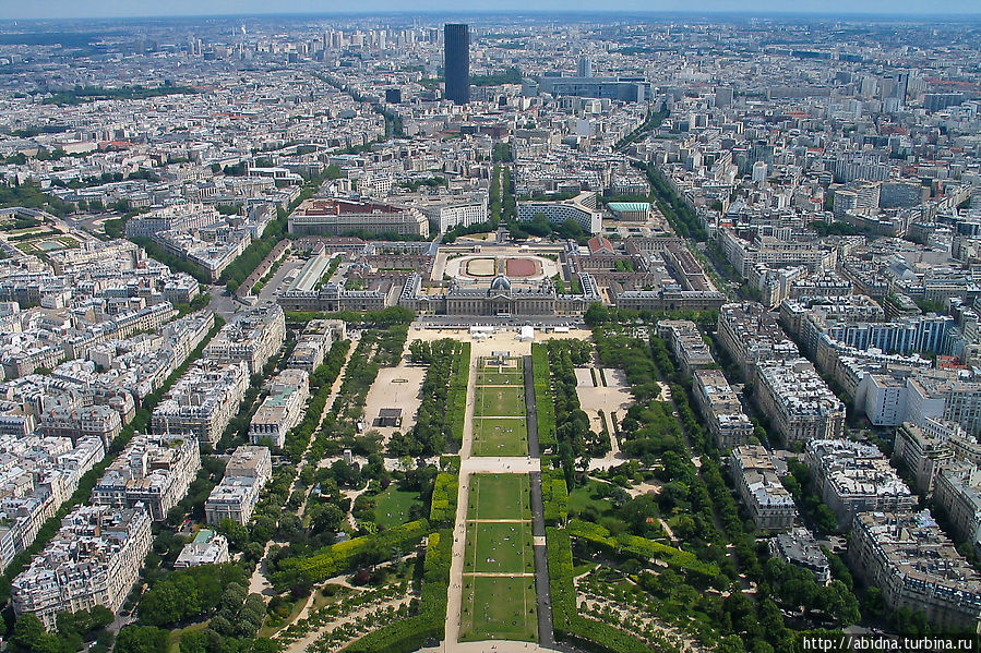 Париж с высоты Эйфелевой башни Париж, Франция
