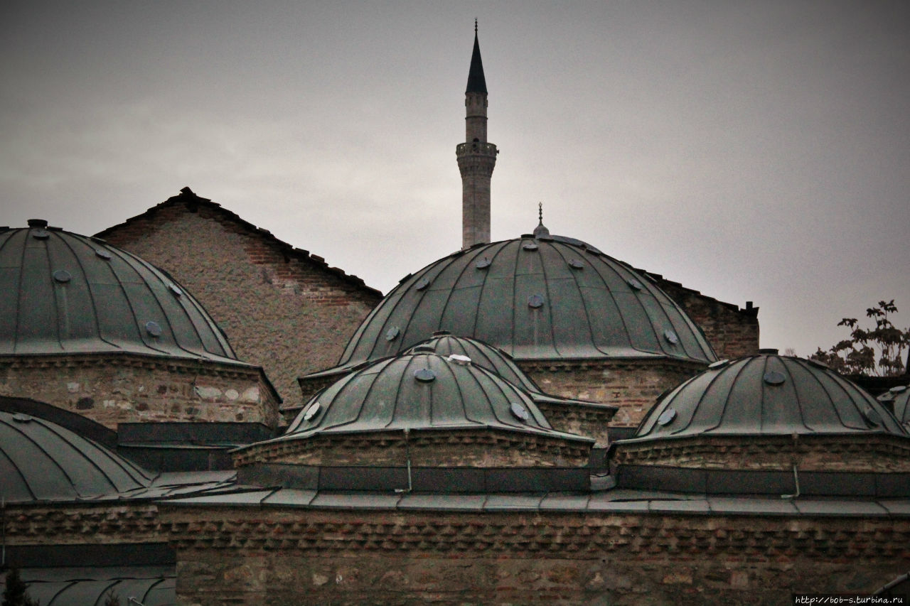 Турецкие бани узнаваемые всегда по крыше Скопье, Северная Македония