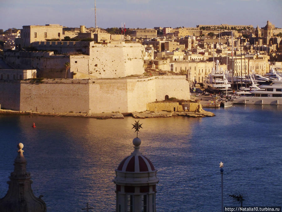 Две недели на Мальте Сент-Джулианс, Мальта